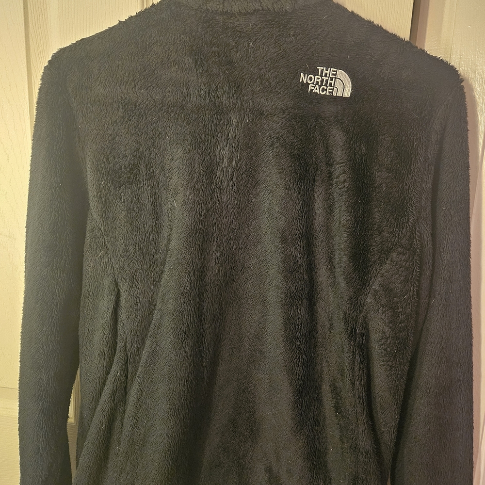 The North Face Black Fleece Jacket - Picture 2 of 3